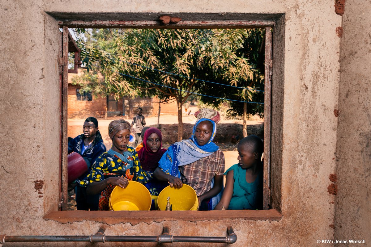 KfW Development Bank (@kfw_fz_int) on Twitter photo 🇹🇿🚰 As part of the ‘Sustainable water and sanitation measures in seven cities’ programme, <a href="/KfW_FZ_int/">KfW Development Bank</a> is supporting the Tanzanian government in its efforts to achieve #watersafety & #climateresilience on behalf of <a href="/BMZ_Bund/">Bundesentwicklungsministerium</a>.
About the project: kfw-entwicklungsbank.de/About-us/News/… 🇹🇿🚰 As part of the ‘Sustainable water and sanitation measures in seven cities’ programme, <a href="/KfW_FZ_int/">KfW Development Bank</a> is supporting the Tanzanian government in its efforts to achieve #watersafety & #climateresilience on behalf of <a href="/BMZ_Bund/">Bundesentwicklungsministerium</a>.
About the project: kfw-entwicklungsbank.de/About-us/News/…
