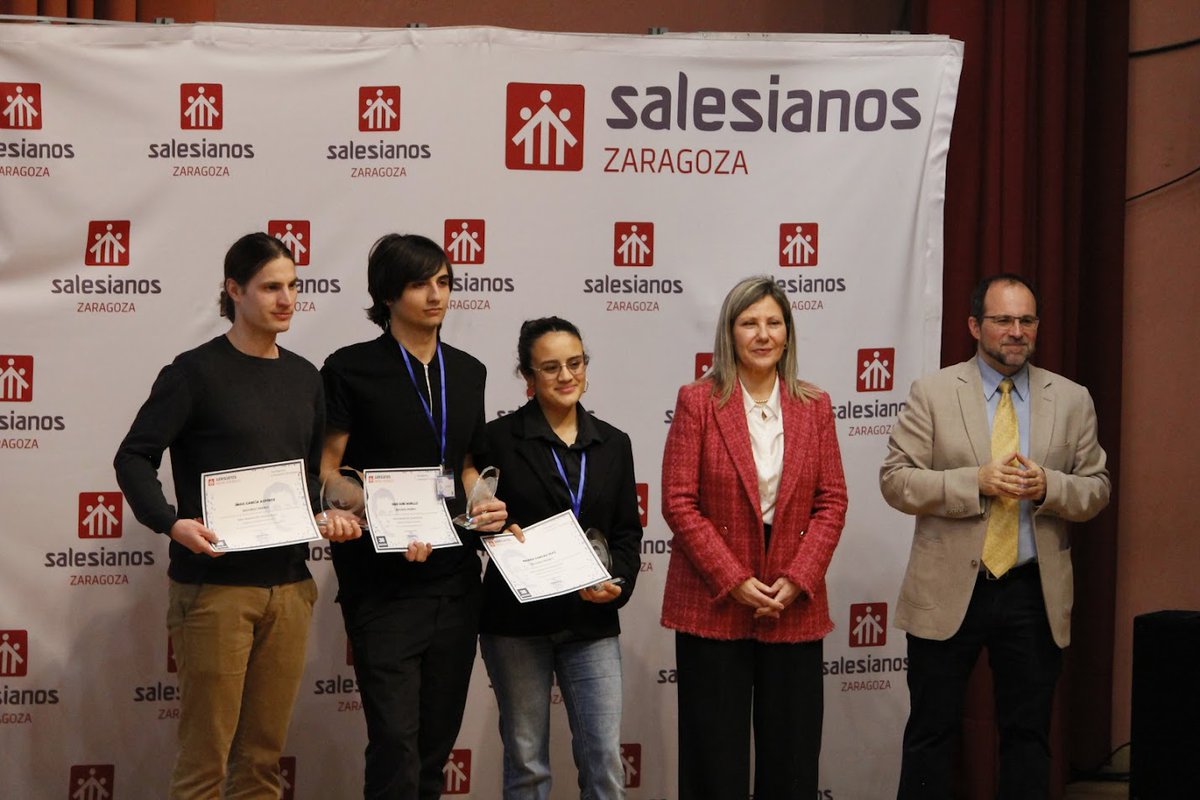 Premio Don Bosco (@premiodonbosco) on Twitter photo #donbosco38
Descubre este 2º Premio - Industriales
"Influencia de diferentes variables sobre turbinas eólicas a pequeña escala" de: Oier Goñi y Naiara Vargas del IES Plaza de la Cruz, Pamplona. T: Íñigo García
🔹 acortar.link/8iF4G1
🙌 Otorgado por: <a href="/zaragoza_es/">AyuntamientoZaragoza</a> y Siemens #donbosco38
Descubre este 2º Premio - Industriales
"Influencia de diferentes variables sobre turbinas eólicas a pequeña escala" de: Oier Goñi y Naiara Vargas del IES Plaza de la Cruz, Pamplona. T: Íñigo García
🔹 acortar.link/8iF4G1
🙌 Otorgado por: <a href="/zaragoza_es/">AyuntamientoZaragoza</a> y Siemens