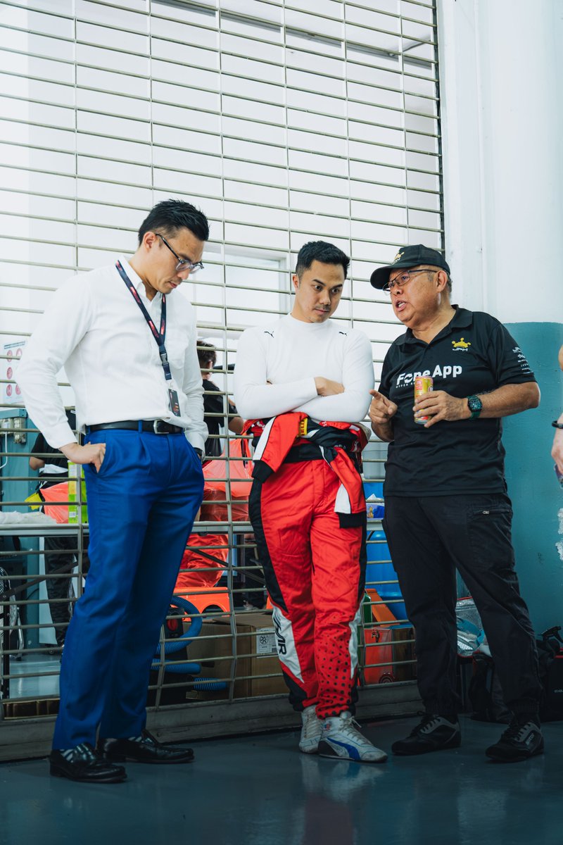 Jazeman Jaafar tweet media