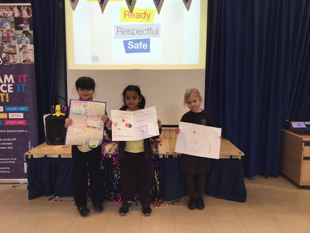 CrawleyRidge1's tweet image. 🌟 A huge well done to our Science competition winners! 🎉 Each child has been gifted a beautiful science book. 📚👏 Thank you, Miss Berry, for organising! 🔬🚀 #ScienceStars #WellDone