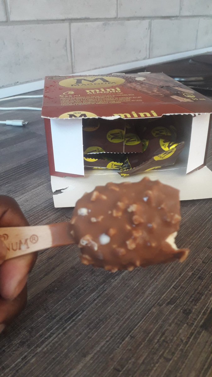 𝟙𝟜 𝔽𝕖𝕓𝕣𝕦𝕒𝕣𝕪🎂🍰 tweet media