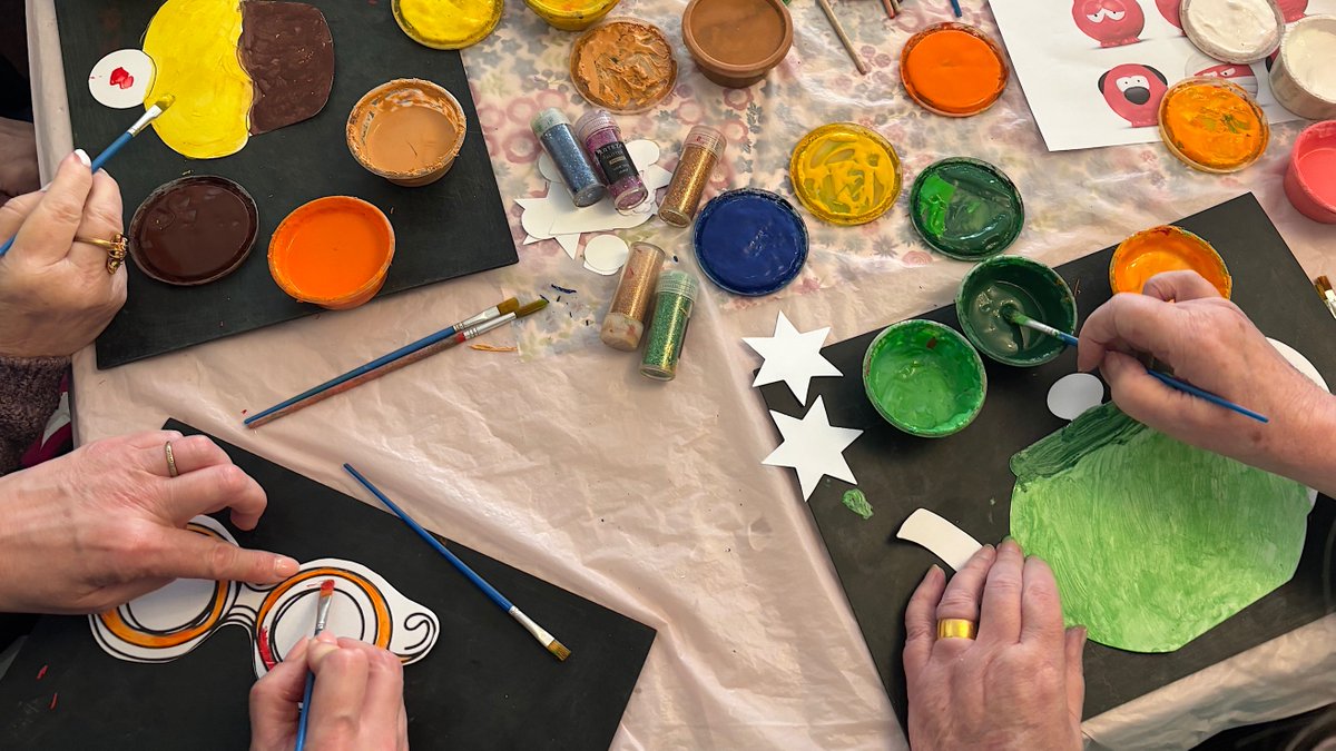 Creative Mojo Coventry, Nuneaton & Warks (@coventrymojo) on Twitter photo The residents & staff at Linden Grange #CareHome in #Hartshill, #Nuneaton were also celebrating <a href="/comicrelief/">Comic Relief</a> with this fabulous #RedNoseDay themed <a href="/creativemojo/">Creative Mojo Ltd</a> collage. Great work everyone 🥰 #creativemojo #comicrelief2025 The residents & staff at Linden Grange #CareHome in #Hartshill, #Nuneaton were also celebrating <a href="/comicrelief/">Comic Relief</a> with this fabulous #RedNoseDay themed <a href="/creativemojo/">Creative Mojo Ltd</a> collage. Great work everyone 🥰 #creativemojo #comicrelief2025