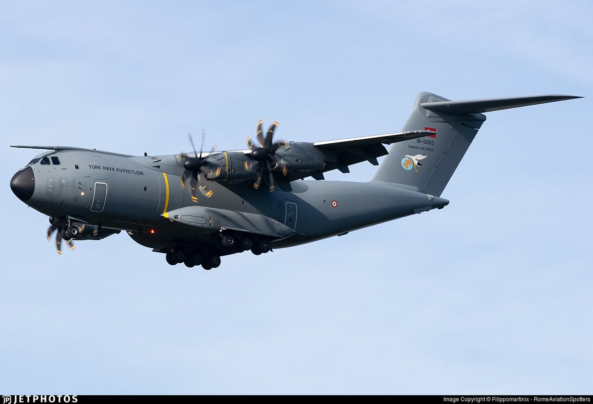 khaliifkhaliif's tweet photo. Two Tùrkiye Airforce 🇹🇷 Airbus A400M atlas arrives in Mogadishu 🇸🇴 earlier this morning from Tekirdag 🇹🇷
Tùrkiye has delivered some of its most advance Bayraktar Akıncı drones to Somalia 🇸🇴 to combat the islamic militants of harakat.
#TUAF712 🇹🇷 (18 0093)
#TUAF713 🇹🇷 (17 0078) https://t.co/fWLuxm4eFm