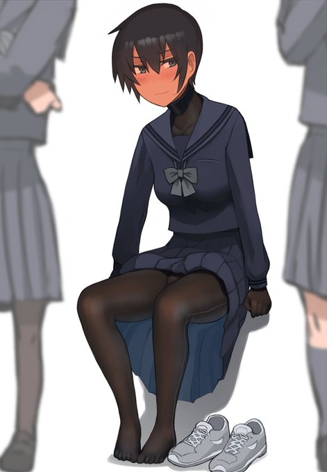 冬服の下に全身タイツ着て登校してる変態さん 