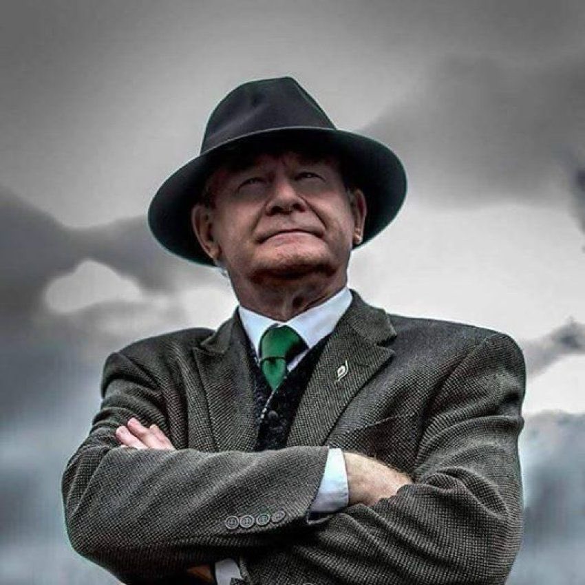 PearseDoherty's tweet image. ❤️ Remembering Martin McGuinness on his 8th anniversary.

He lived for Ireland and its people, leaving a legacy of peace, unity, and inspiration. 

He is deeply missed but never forgotten.