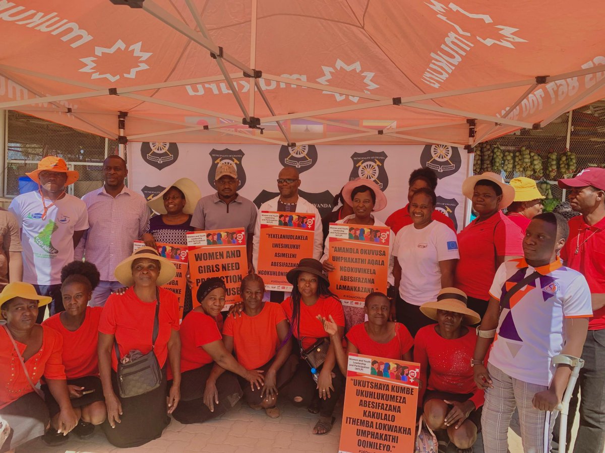 🌍✨ Today, the Gwanda Chapter proudly joined the Municipality of Gwanda and key stakeholders to celebrate International Women's Day at the Municipality Vendors Market! Together, we honour the achievements and contributions of women in our community. 💪💖 #IWD #WomenEmpowerment