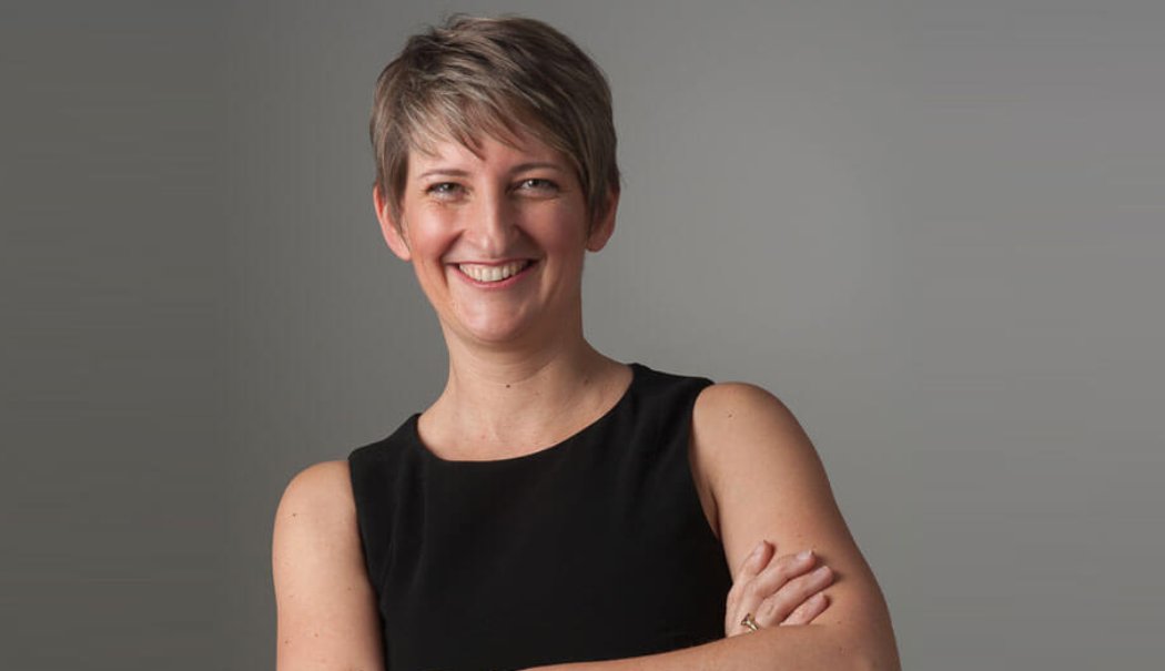 💬 "L'industrie a besoin d'imagination, de talent et d'envie !" Sylvie Guinard, à la tête de Thimonnier, partage sa vision sur l'innovation et le rôle des femmes dans l'industrie. 

Découvrez son parcours et ses idées pour l'avenir 👉 spkl.io/6019ft621