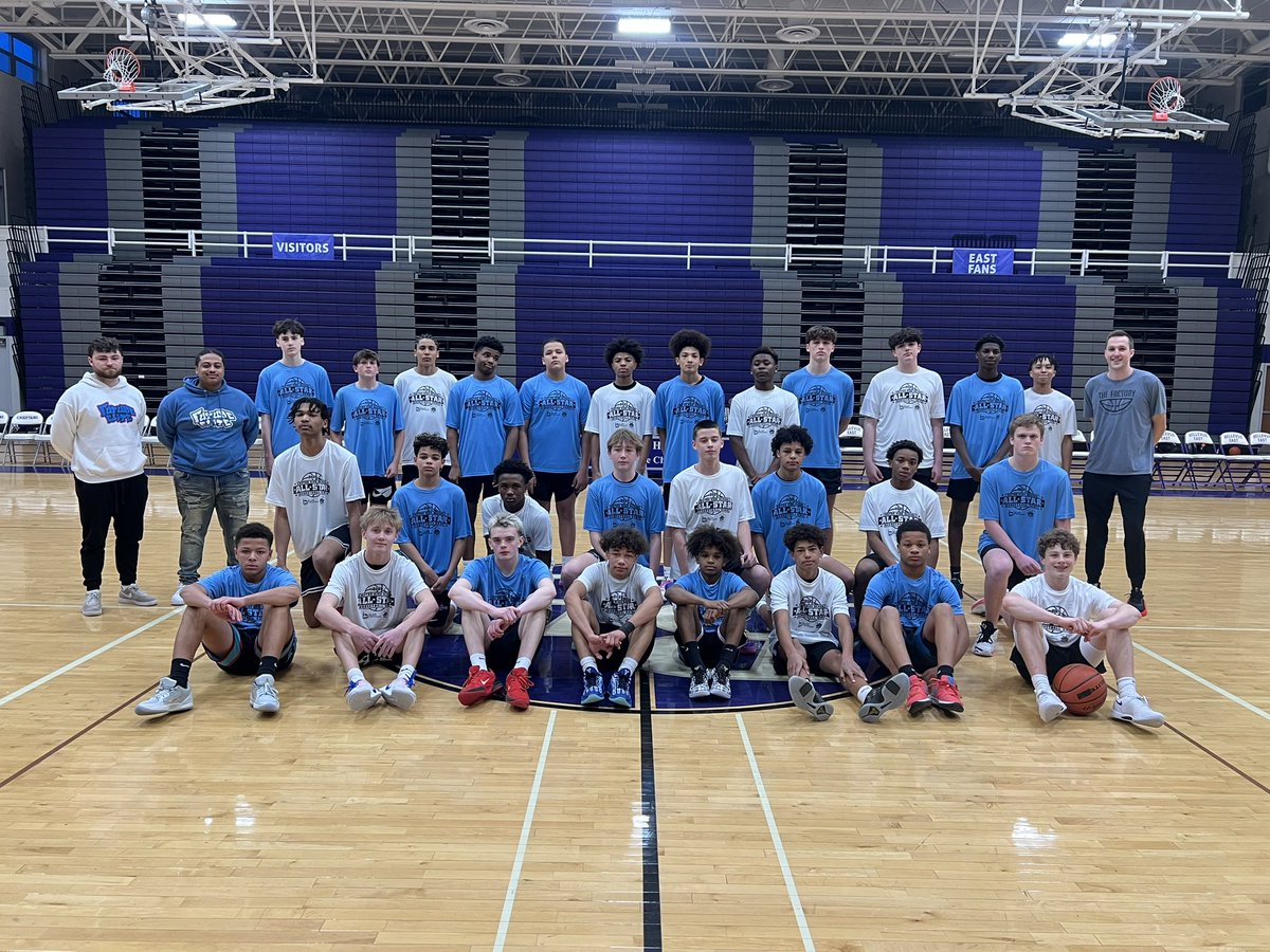DaveFelici_'s tweet image. 8th Boys game was held last night. The White Team beat the Blue Team 80- 61. The White led by MVP EJ Swindle Jr. (Nebraska United) with 13pts. The Blue team led by MVP Kelvis Kekesi (Nebraska MVP Elite) with 16pts.
Carmelo McAfee (Nebraska United) for the 2nd year in a row.
