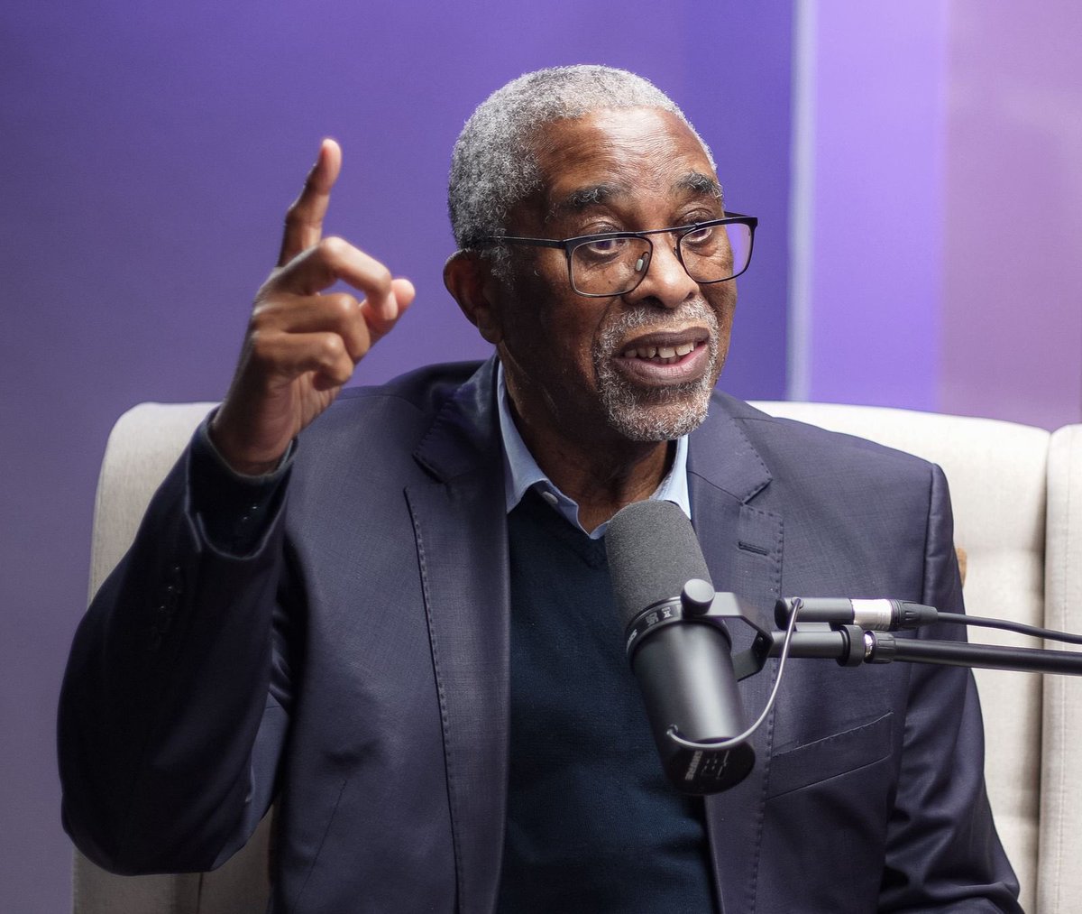 SizweMpofuWalsh's tweet photo. Next guest on @_SMWX is Moeletsi Mbeki on the ANC’s electoral fall, the budget, US-SA relations and more. 

Saturday at 9am. Ayeye! 🔥 https://t.co/uwhm2K1daW