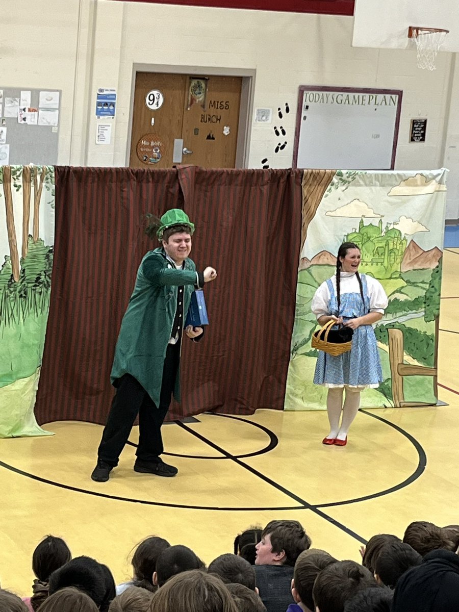 Jean Renk (@jeanrenk) on Twitter photo Students at <a href="/MCE_EastEagles/">Mill Creek East Elementary</a> Mill Creek East Elementary enjoyed āThe Wattage of Ozā presented by <a href="/DukeEnergy/">Duke Energy</a> and focused on energy conservation. Next stop⦠Maple Elem in Avon. Students at <a href="/MCE_EastEagles/">Mill Creek East Elementary</a> Mill Creek East Elementary enjoyed āThe Wattage of Ozā presented by <a href="/DukeEnergy/">Duke Energy</a> and focused on energy conservation. Next stop⦠Maple Elem in Avon.