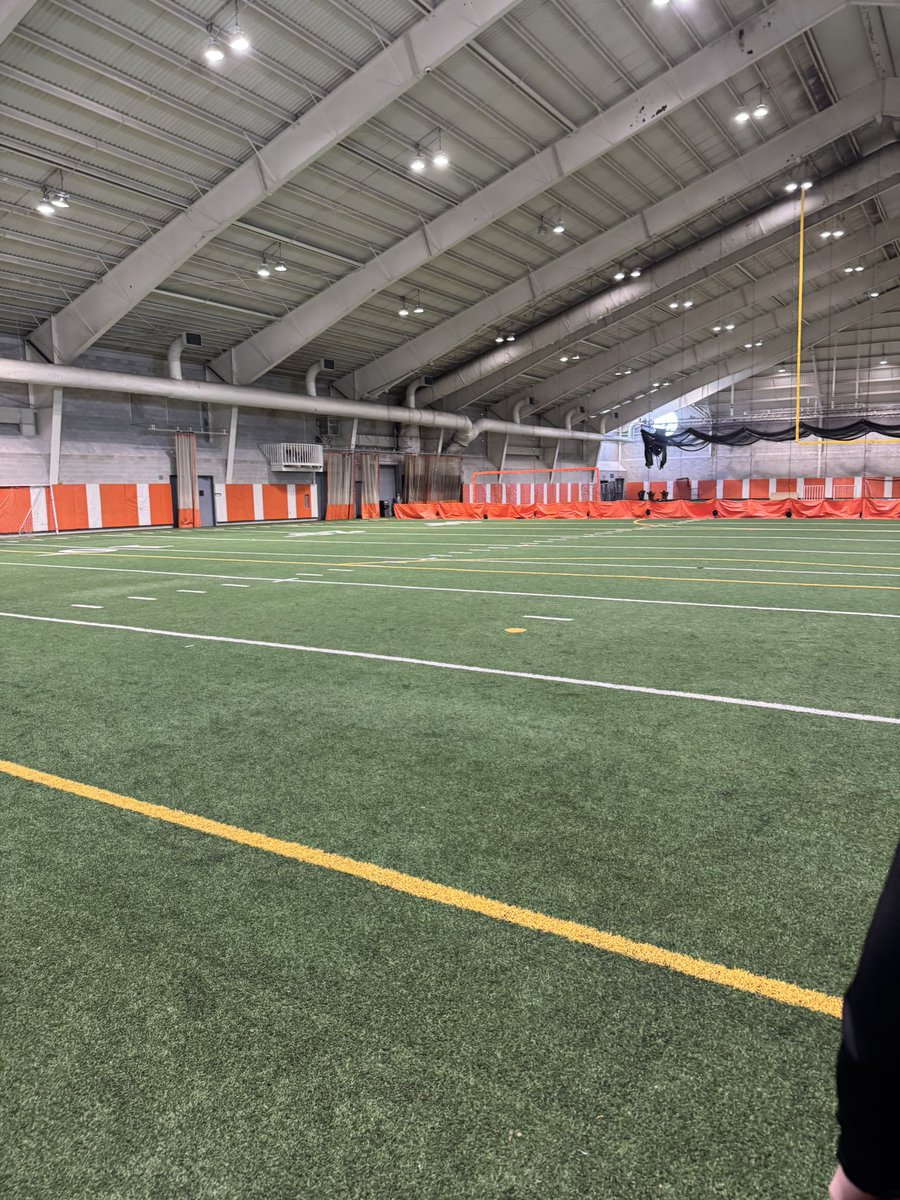 Kien mite (@kienmite1) on Twitter photo Had a great visit today at <a href="/BG_Football/">BGSU Football</a>. Thank you <a href="/coachbowdown58/">Joe Bowden</a> for the great talk today to build relationships.
<a href="/CamdenDietz/">Camden Dietz</a> <a href="/StrockGrant/">Grant Strock</a> <a href="/CoachTPart/">Travis Partridge</a> <a href="/AAHFootball/">Huron Football</a> <a href="/coach23Love/">Coach Love</a> <a href="/marvin3rob/">Coach Robinson</a> <a href="/EddieGeorge2727/">Eddie George</a> <a href="/Coach_Jackson/">Derrick Jackson</a> Had a great visit today at <a href="/BG_Football/">BGSU Football</a>. Thank you <a href="/coachbowdown58/">Joe Bowden</a> for the great talk today to build relationships.
<a href="/CamdenDietz/">Camden Dietz</a> <a href="/StrockGrant/">Grant Strock</a> <a href="/CoachTPart/">Travis Partridge</a> <a href="/AAHFootball/">Huron Football</a> <a href="/coach23Love/">Coach Love</a> <a href="/marvin3rob/">Coach Robinson</a> <a href="/EddieGeorge2727/">Eddie George</a> <a href="/Coach_Jackson/">Derrick Jackson</a>
