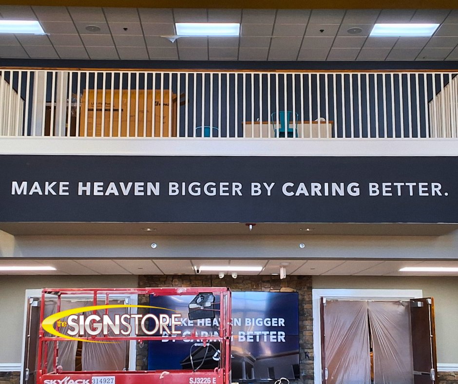 signstoremacon's tweet image. We recently completed a signage upgrade for Rock Springs Church in Macon! New ACM panels direct traffic, and interior vinyl decals enhance their welcoming space. Need custom signs for your church? 1-800-316-9530
#ChurchSignage #MaconGA #RockSpringsChurch #TheSignStoreMacon