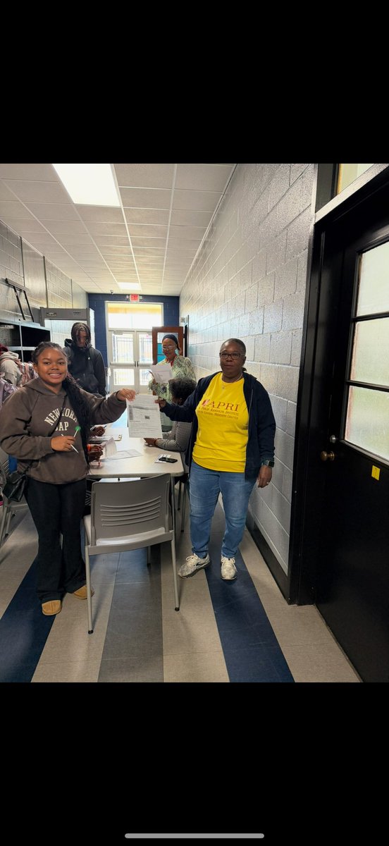 JDCHS_JAGS's tweet photo. We would like to express our gratitude to Mrs. Payne, Mrs. Reese, and Mrs. Page from the South Central Chapter of the Mississippi Asa Philip Randolph Institute for their invaluable assistance in helping our students register to vote. https://t.co/o4B89qQVNq
