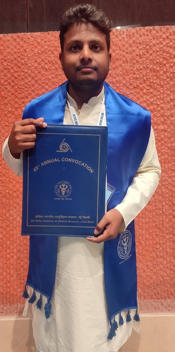 nihar_nayak2's tweet photo. #Convocated
#MDMedicine
@aiims_newdelhi
Thankful and grateful to my parents, teachers and friends for their support.
Jay Jagannath 🙏 https://t.co/nCXp1TMdrn