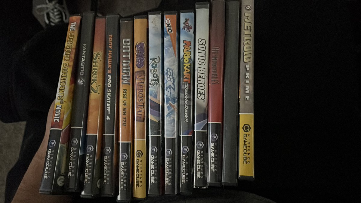 HeyItsRinky's tweet photo. @_cursewastaken Forgot about this, sorry. But here’s my childhood collection! The one missing the box art is Battle for Bikini Bottom 😁 https://t.co/jQo7ZnwvVv
