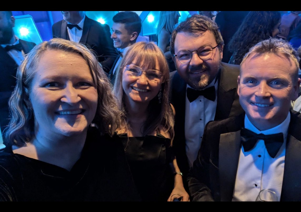 Melanie Burden tweet media