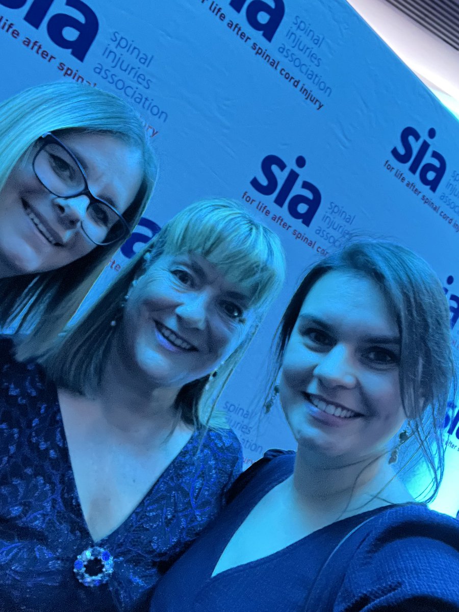 michellecressw7's tweet photo. Great evening as always at the #CornflowerBall raising money for @spinalinjuries
Thank you Hilary Tonkin and the team at @BrownbillCMS for the invite! https://t.co/2O3jA0N6un