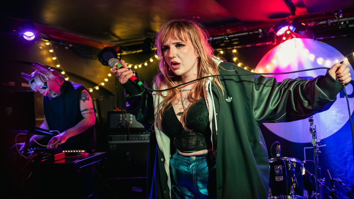 FutureproofPR (@futureproofpr) on Twitter photo Big #shoutout to <a href="/RadioFstone1059/">Radio Folkestone</a>'s #ClaytonThomson for spinning powerful #newsingle #PutItDown fm #spokenword fiend <a href="/langfordlegs/">Jodie Langford</a> on #TheAlternativeShow💥 #Tunein tonight 9-11pm to catch it again for a host of epic new tunes 👇😎
#JLPID25 <a href="/TheWarrenYP/">The Warren Youth Project</a>
radiofolkestone.com Big #shoutout to <a href="/RadioFstone1059/">Radio Folkestone</a>'s #ClaytonThomson for spinning powerful #newsingle #PutItDown fm #spokenword fiend <a href="/langfordlegs/">Jodie Langford</a> on #TheAlternativeShow💥 #Tunein tonight 9-11pm to catch it again for a host of epic new tunes 👇😎
#JLPID25 <a href="/TheWarrenYP/">The Warren Youth Project</a>
radiofolkestone.com