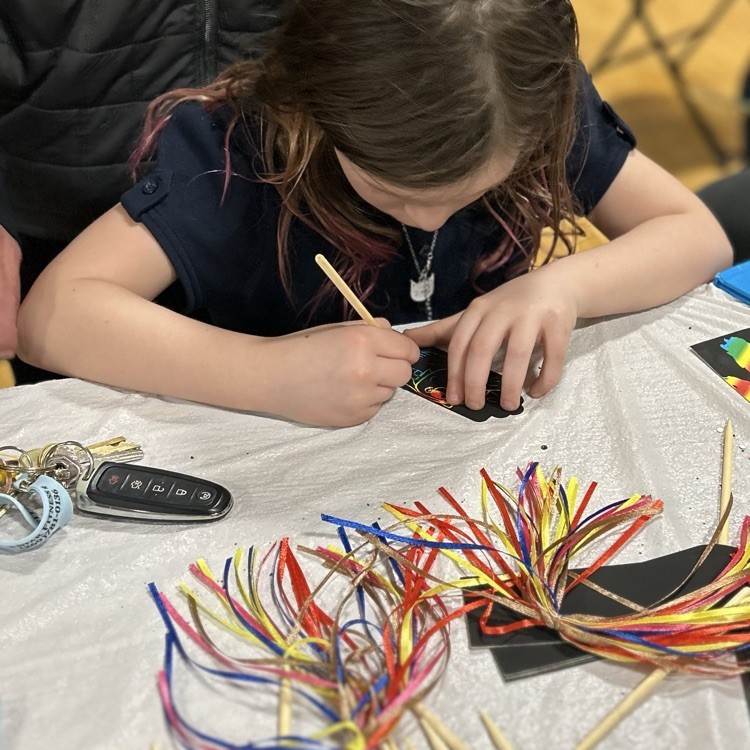 MAGriffons's tweet photo. Thanks to those that came out to our โLet your Love of Reading Glowโ Literacy Night! There were so many fun games and activities for all ages! It was a great night of family fun! #MAexcellence #readingmonth #MAcommunity #happykids https://t.co/Ndi8miYjof