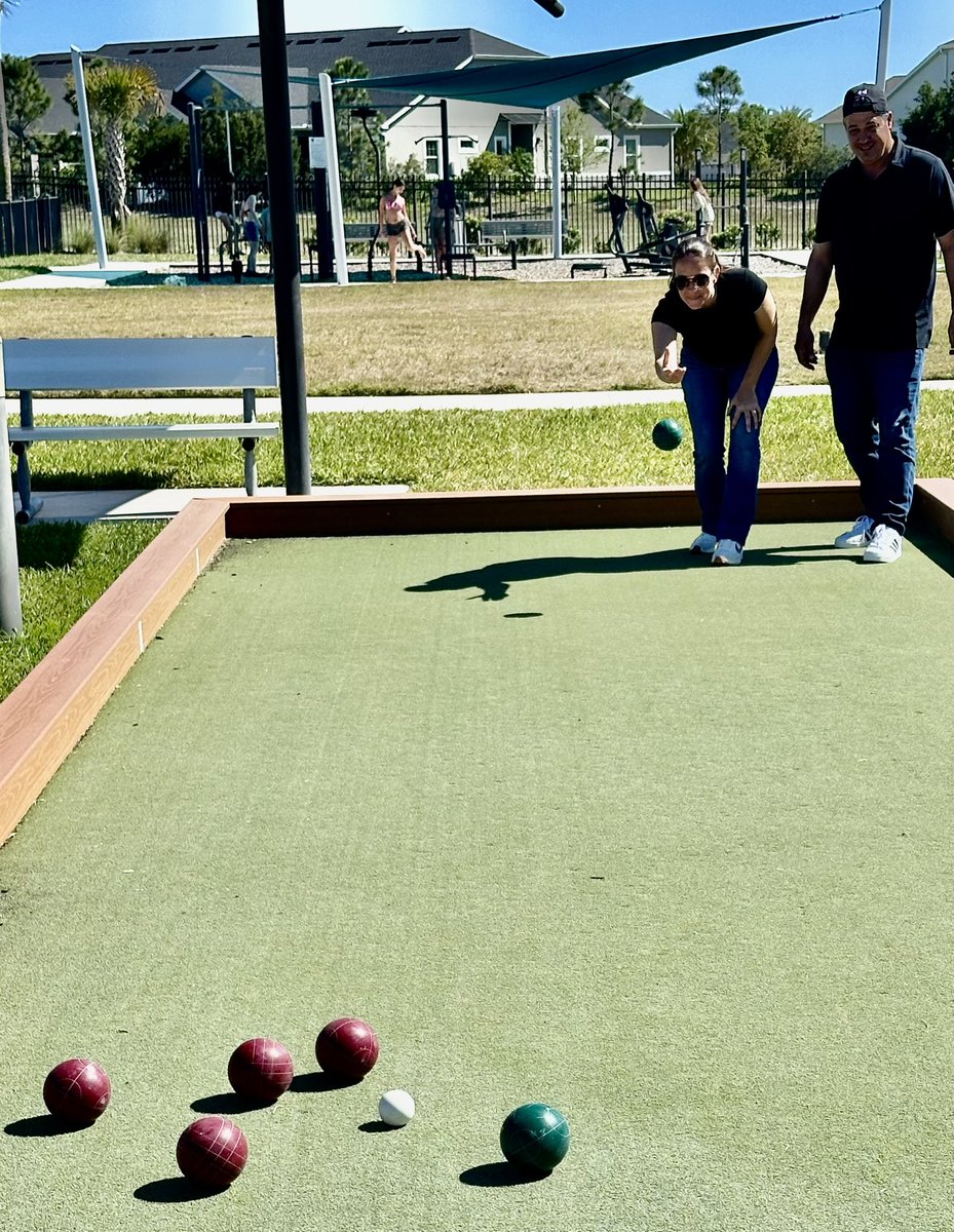 BostonRob's tweet photo. Just a little friendly competition! #Bocee ๐ฎ๐น #springbreak https://t.co/grwlPcHQCC
