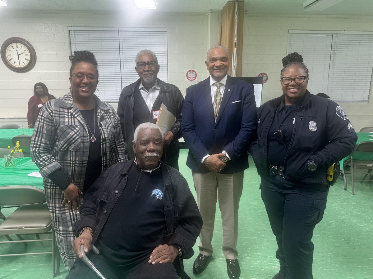 DPD 6th Precinct tweet media