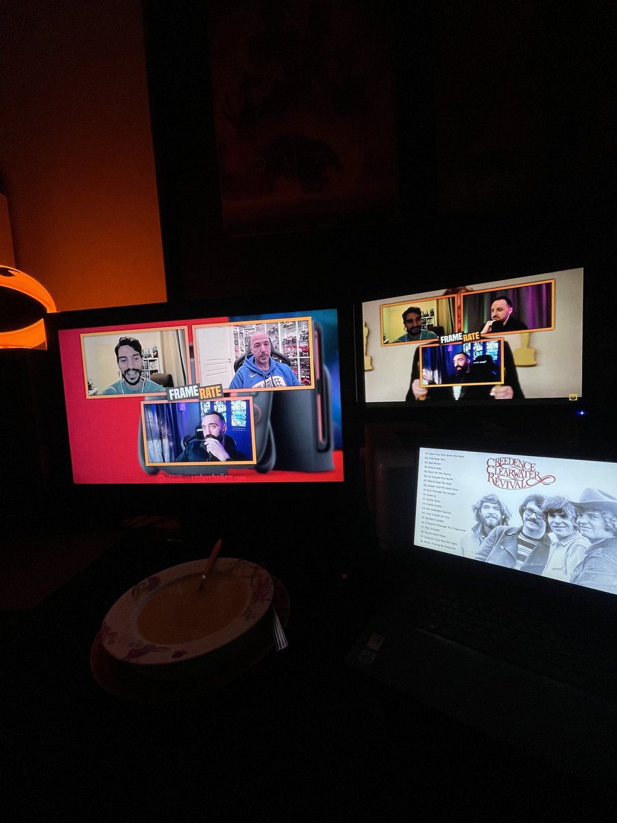 DatserisNick's tweet image. Νέο #FrameRate την στιγμή που έπρεπε! Και τα δύο μέρη της εκπομπής φανταστικά. Ταίριαξε και η ψαρόσουπα γιατί έπεσε πολύ θαψιμο στο movie section!🤣 @sakiskarpas @PritskasG @NikeFerrari_ @pavlidisant