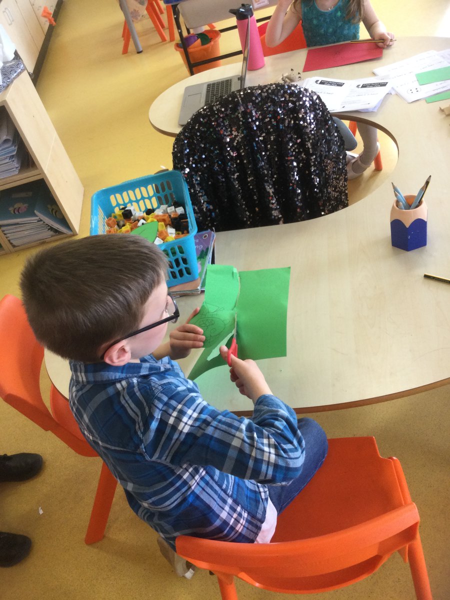 SchoolHillside1's tweet photo. Today #P1TLHillside were challenged to make a stable bridge for the goat to trip trap over and to create a troll to go under it. The creativity and team work was fantastic! #3BillyGoatsGruff https://t.co/wLS4cLOaZm