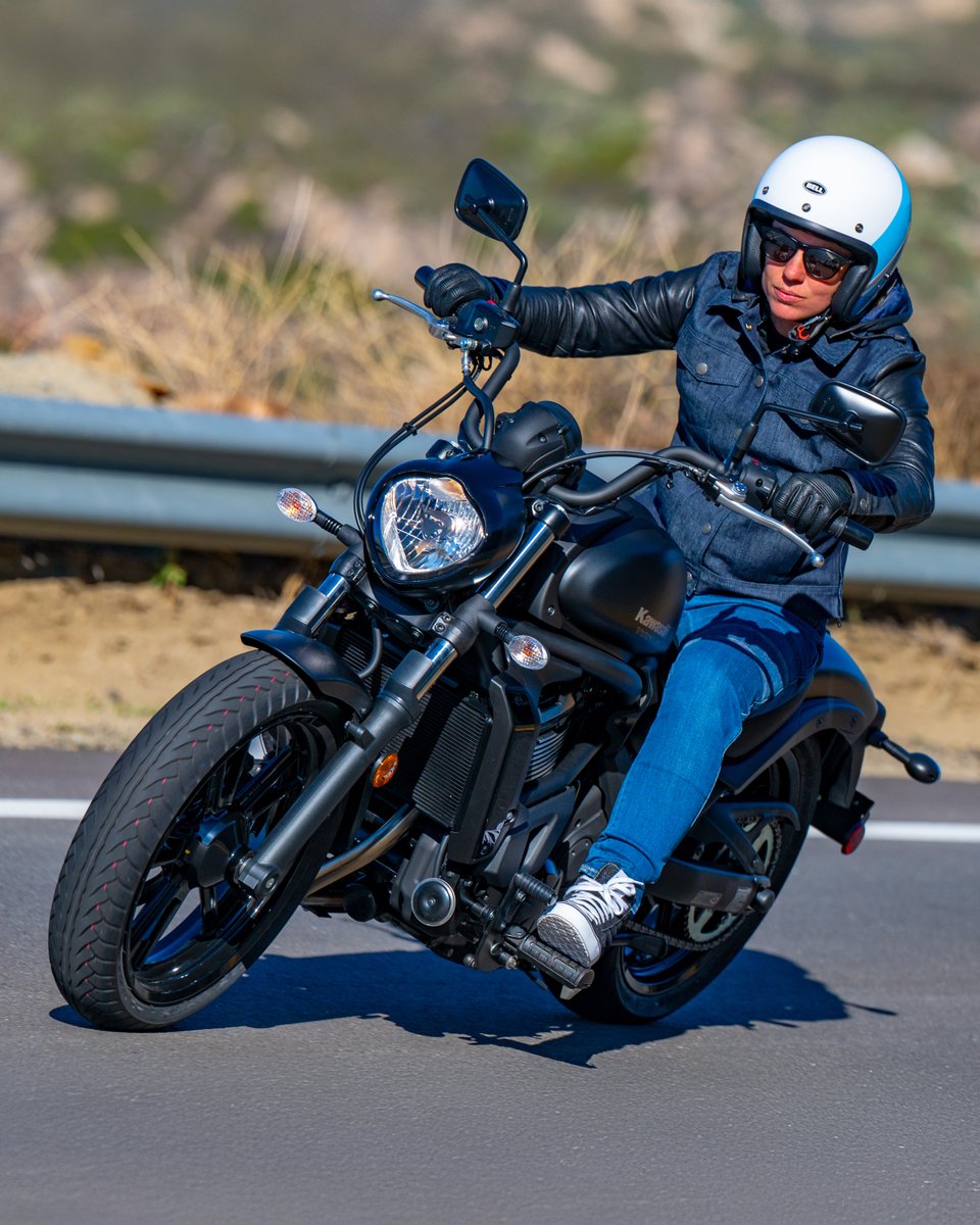 KawasakiUSA's tweet image. Helmet on. World off. #VulcanS #GoodTimes #Kawasaki