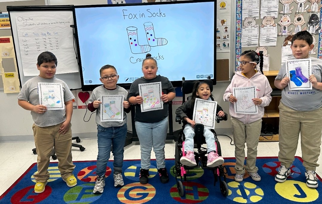 @PasodaleLibrary (@paseslibrary) on Twitter photo Our Mustangs looked amazing on Book Character day!!!@PK8Academics <a href="/YISDLibServices/">YISD Library Services</a> <a href="/PASESYISD/">Pasodale Mustangs</a> Our Mustangs looked amazing on Book Character day!!!@PK8Academics <a href="/YISDLibServices/">YISD Library Services</a> <a href="/PASESYISD/">Pasodale Mustangs</a>
