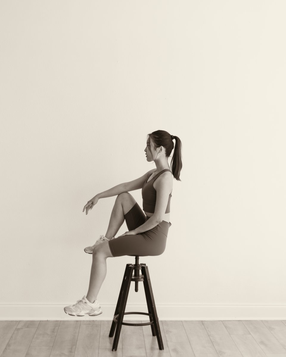 livevolutionary's tweet photo. It’s officially Spring 🌷🍃 And we’re living in biker shorts all season long. Our Classic II set in Grey is the perfect Spring transition piece 🩶 Now 30% off on our site. 🤸‍♀️ 
-
-
-
-
#spring #fashion #gymwear #yoga #athleisure https://t.co/XKIAirtfGR