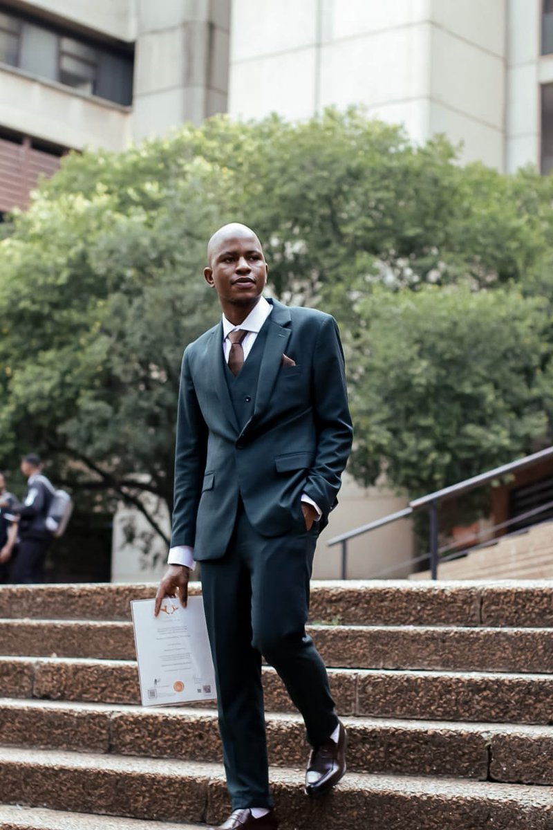 MduduziSilabela's tweet photo. South Africa has gained a Mechanical Engineer... The greener side to the future and beyond...!!!🌱 https://t.co/7L9dy7wzsY