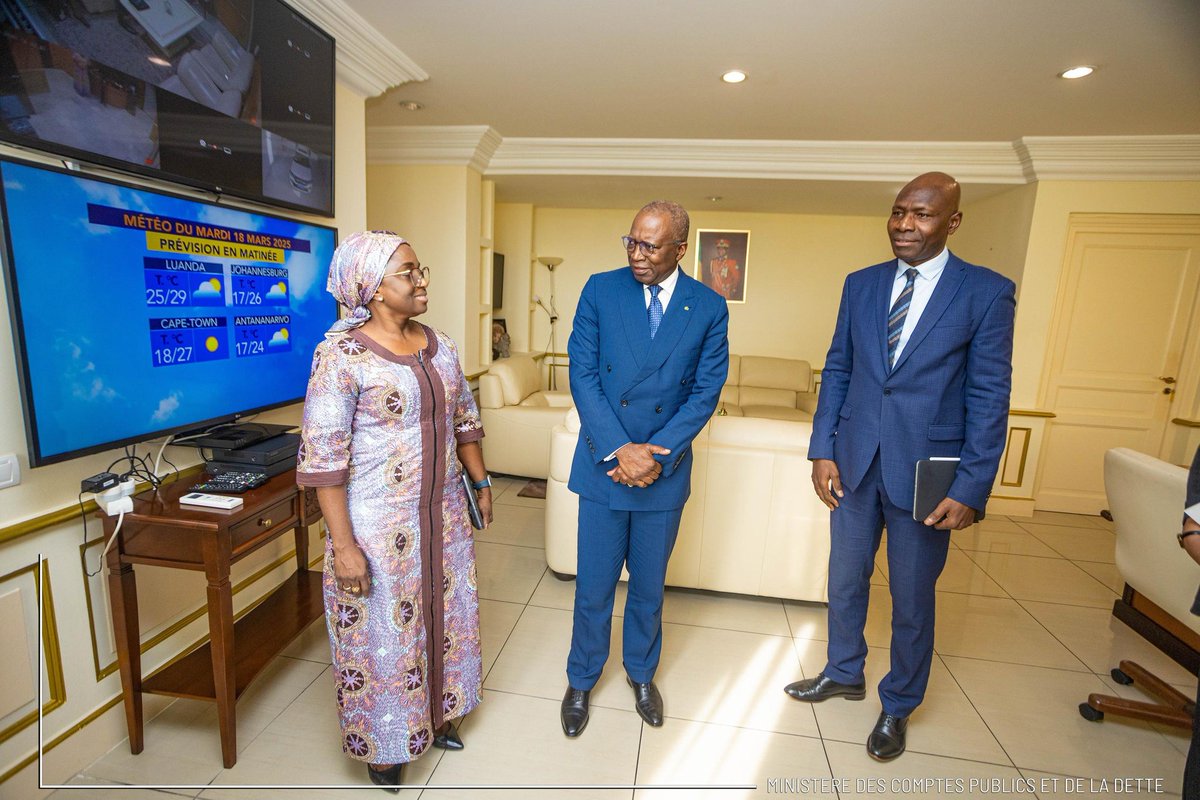 C’est en sa qualité de Gouverneur pour le Gabon, du groupe de la Banque Mondiale  que le Ministre des Comptes Publics et de la Dette, a reçu à son cabinet, le 18 mars 2025, le Directeur des opérations pour le Gabon, de cette institution financière, M. Cheick F. Kanté.