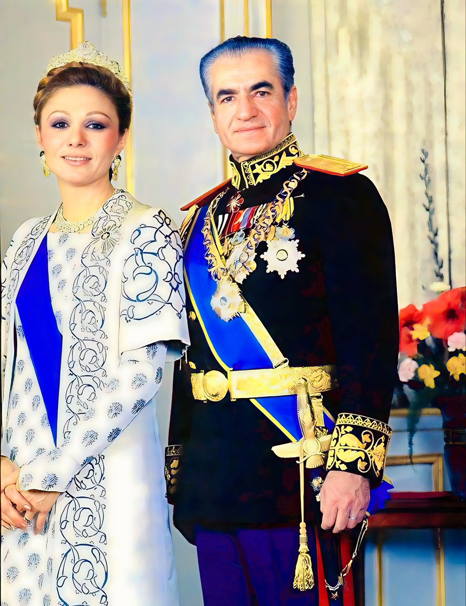 ParsaKoorosh's tweet image. شاهنشاه و ملکه ❤️👑