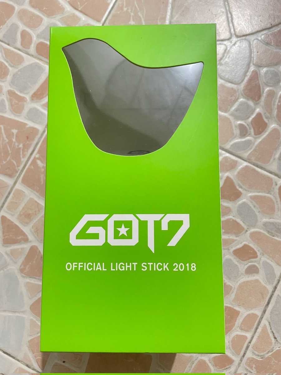 JB_LimJB's tweet photo. ขออนุญาตปล่อยอากาบง V.2 มือ2 ของแท้
ราคา 650 บาท ส่งฟรี หรือ นัดรับได้นะคะ
สนใจหรือขอดูภาพเพิ่มเติมสามารถ DM มาสอบถามได้นะคะ 
#อากงบง #อากาบงเวอร์2 #อากาบงVer2 
#อากาบงของแท้ #ตลาดนัดอากาเซ่ #ตลาดนัดGot7 #ตลาดนัดกัซเซบึน #ตลาดนัดอากาเซ่got7 #ขายของสะสมgot7 https://t.co/La6wZzgjlx
