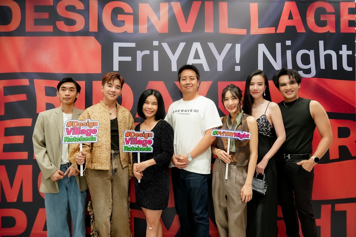 SiamrathNews24's tweet image. Design Village Ratchada ปล่อยหมัดเด็ดกิจกรรม “FRIYAY ! NIGHT” จับมือ BREWAVE ชาร์จความสุขกลุ่มคนทำงาน

siamrath.co.th/n/609614

#DesignVillageRatchada #FriYaYNight #BREWAVE #ลุกซ์ชาญวิทย์ #รุ้งราวรรณ #siamrath #สยามรัฐออนไลน์