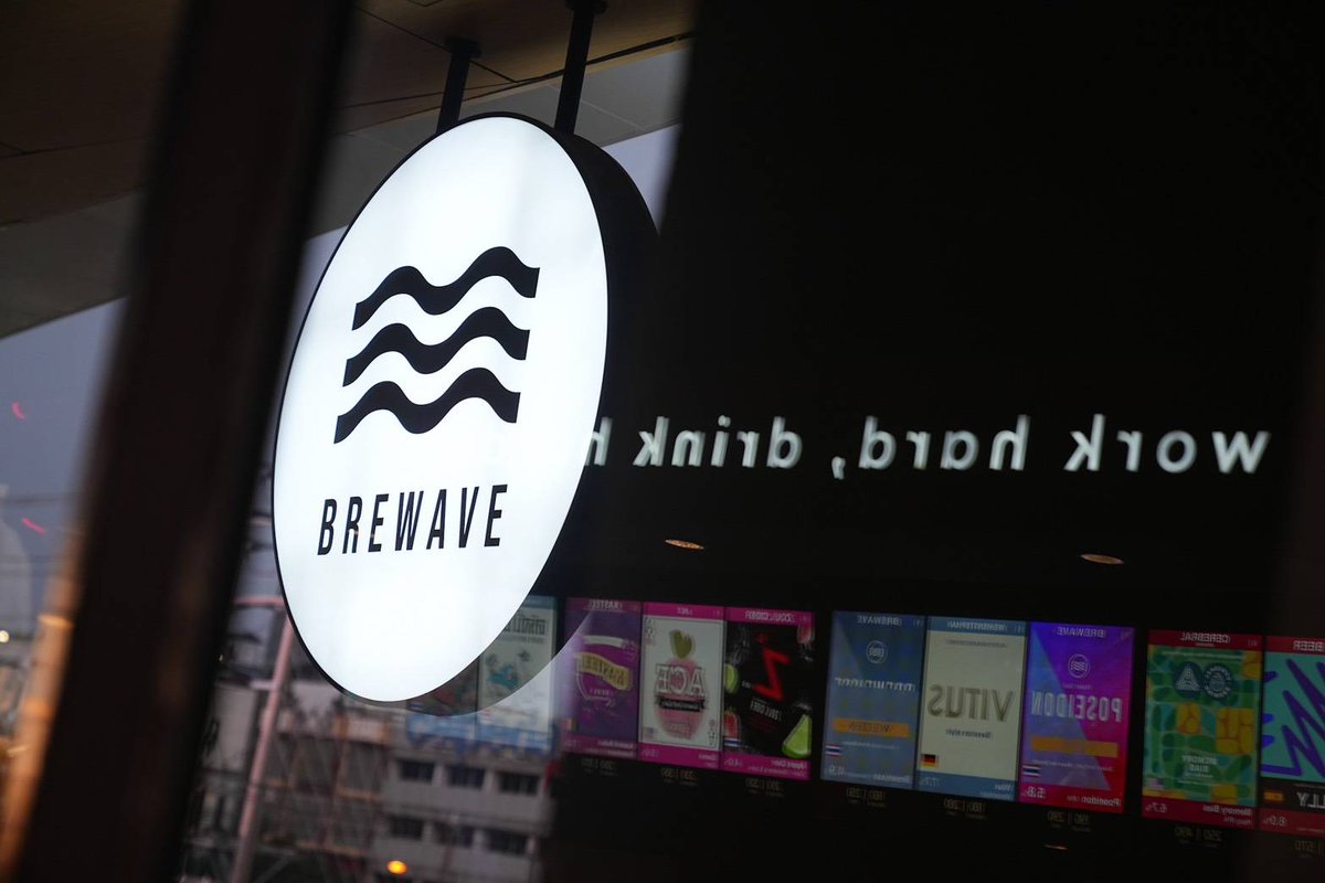 SiamrathNews24's tweet image. Design Village Ratchada ปล่อยหมัดเด็ดกิจกรรม “FRIYAY ! NIGHT” จับมือ BREWAVE ชาร์จความสุขกลุ่มคนทำงาน

siamrath.co.th/n/609614

#DesignVillageRatchada #FriYaYNight #BREWAVE #ลุกซ์ชาญวิทย์ #รุ้งราวรรณ #siamrath #สยามรัฐออนไลน์