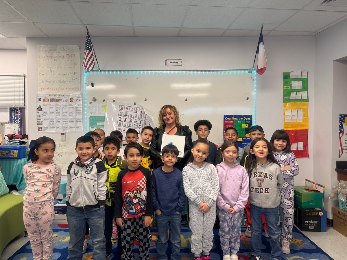 Jennifer Madrid (@jmadrid_yisd) on Twitter photo Loved sharing ONE of my favorite books, One by Kathryn Otoshi, with all the first grade classes <a href="/MissionValleyES/">Mission Valley ES</a>! Thank you <a href="/MValley_library/">Mission Valley Elementary Library</a> for the invitation! #SEL #readaloud Loved sharing ONE of my favorite books, One by Kathryn Otoshi, with all the first grade classes <a href="/MissionValleyES/">Mission Valley ES</a>! Thank you <a href="/MValley_library/">Mission Valley Elementary Library</a> for the invitation! #SEL #readaloud