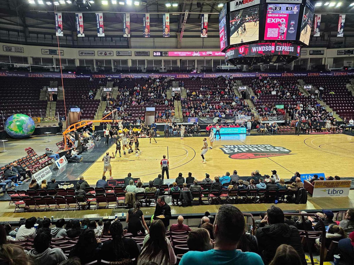 Elizabeth (@eliashernandez) on Twitter photo Lights out, game on! 🌌🏀 We're turning down the electricity & turning up the energy for tonight’s <a href="/WindsorExpress/">Windsor Express</a> <a href="/YQGgreen/">YQGgreen</a> - #EarthHour Game in #yqg 🌎💚
For each $20 🎟️ sold on the link below $6 will be donated to <a href="/essexregionca/">EssexRegionConserve</a> 🌳
🎟️: wfcu-centre.com/password
Code: ERCA Lights out, game on! 🌌🏀 We're turning down the electricity & turning up the energy for tonight’s <a href="/WindsorExpress/">Windsor Express</a> <a href="/YQGgreen/">YQGgreen</a> - #EarthHour Game in #yqg 🌎💚
For each $20 🎟️ sold on the link below $6 will be donated to <a href="/essexregionca/">EssexRegionConserve</a> 🌳
🎟️: wfcu-centre.com/password
Code: ERCA
