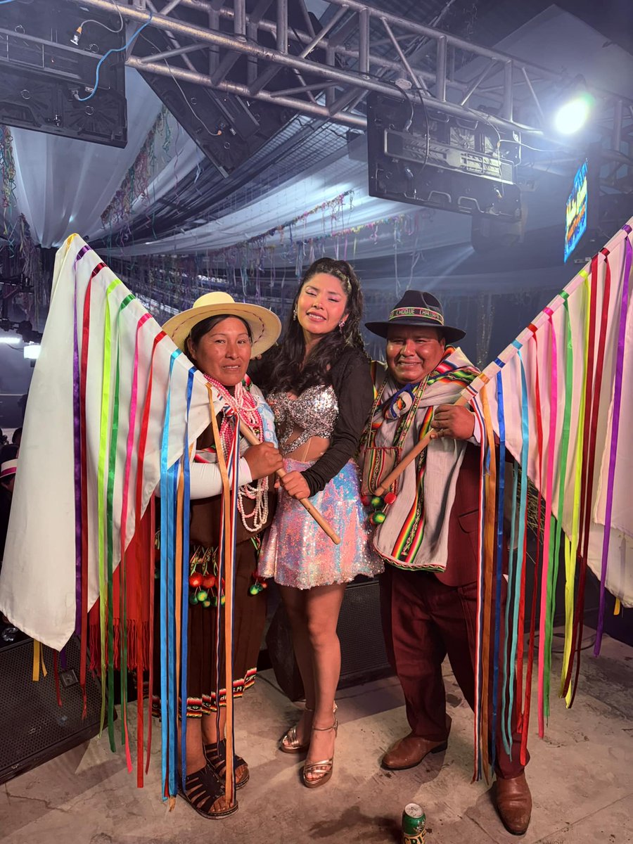 No más Daniela Darcourt en un país de Yarita Lizeth Yanarico Quispe.
#NoQueremosMorir