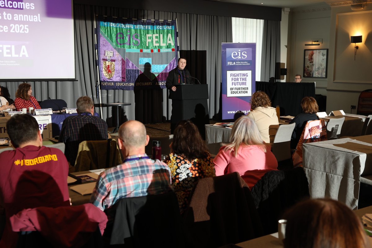 Chris Hamilton, final guest speaker and Unite the Union convenor at Grangemouth oil refinery and leader of the keep grangemouth working campaign takes to the stand at #FELA25