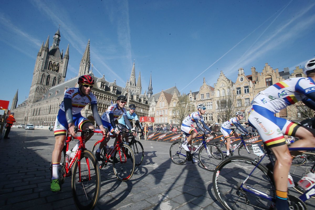 Op zondag 30 maart 2025 is Ieper the place to be voor wielerfanaten. Dan maken we kennis met de opvolger van Mads Pedersen na een tocht door Flanders Fields.
De jeugdwedstrijden gaan door op 11 mei 2025.ieper.be/startgentwevel…