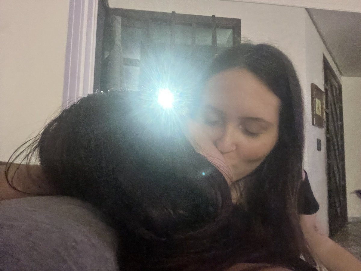 aalyexpress's tweet image. me prova, me enxerga, me sinta, me cheire e se deixa em mim