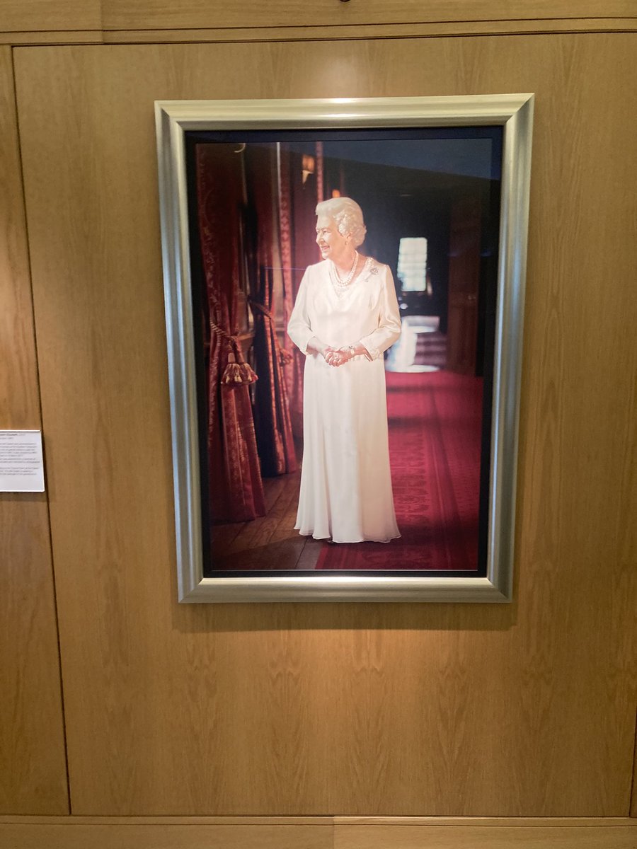 MartinGenier's tweet photo. Visite au parlement écossais Holyrood 🏴issu de la loi du #ScotlandAct de 1998 composé de 129 membres dont 63 du Parti nationaliste écossais inauguré en 2004 par la Reine Elisabeth. Il est présidé aujourd’hui par @JohnSwinney https://t.co/Khi6zMJm0x