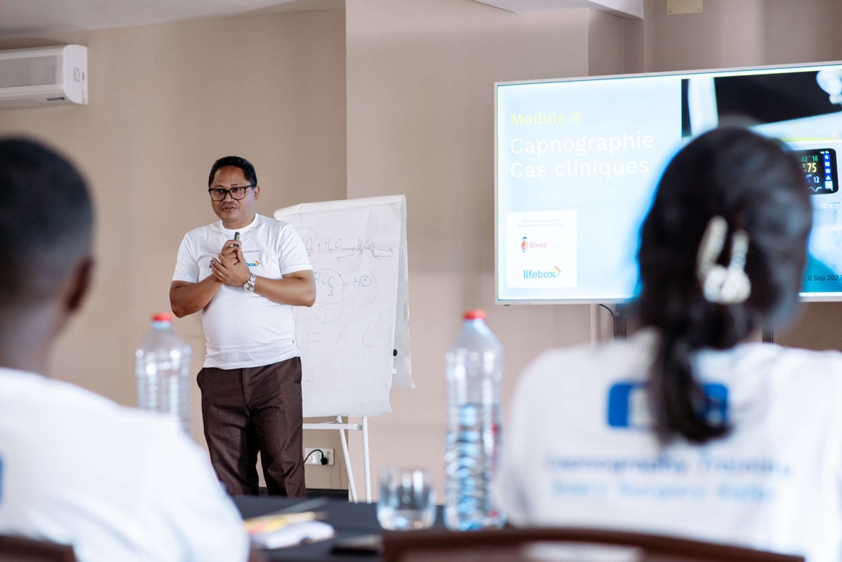 SmileTrainAfric's tweet photo. Smile Train and @SaferSurgery hosted Madagascar's first #capnography training on March 18. Led by Dr. Hery and Dr. Mamitiana, 12 participants learned about this vital device. All Smile Train centres in Madagascar received capnographs, ensuring access to life-saving care. https://t.co/RgtobbADtT