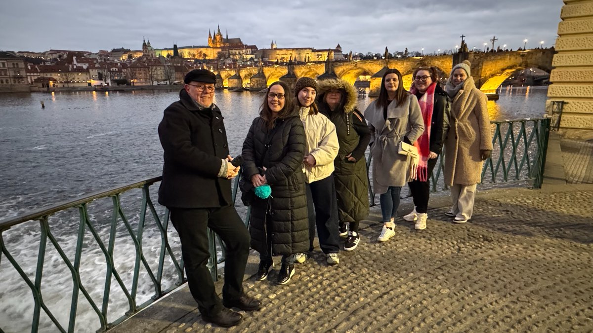 Delegant tweet media