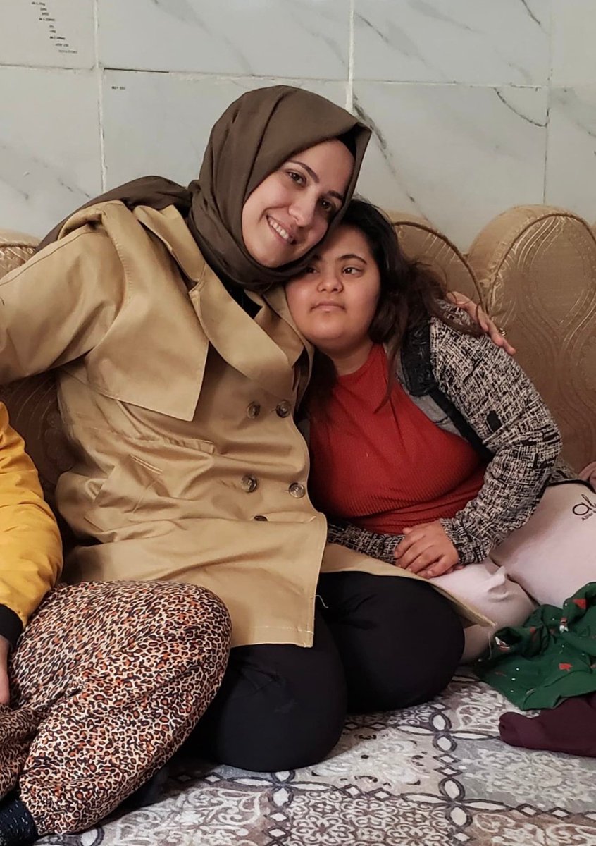 cevahirkrdnz63's tweet photo. Gerçek sevgi kromozom saymaz.. 💚

Down Sendromu hastalık değil, genetik bir farklılıktır.

Farkında ve yanlarındayız…🌸
#Sevgiengeltanımaz💚
#21MartDownSendromuFarkındalıkGünü 
#Gününengüzelkaresi 
Zehra Ay Başkanımızdan geldi..
#SevgimizBirDeniz 
#samimiyet 
#sevgiseli 
@ZehraAy0663 @akpartiurfa @AKKADINGM @akkadinsanlurfa @milhamigunbegi @tugbaisikercan @bybekirbozdag @ibrahimeyyupogl @adelioglu63 @mahozyavuz @mbagmanci63 @ProfDrDusak @Malikurt14 @RTErdogan @CYAZMAC @AEminOnenOfis