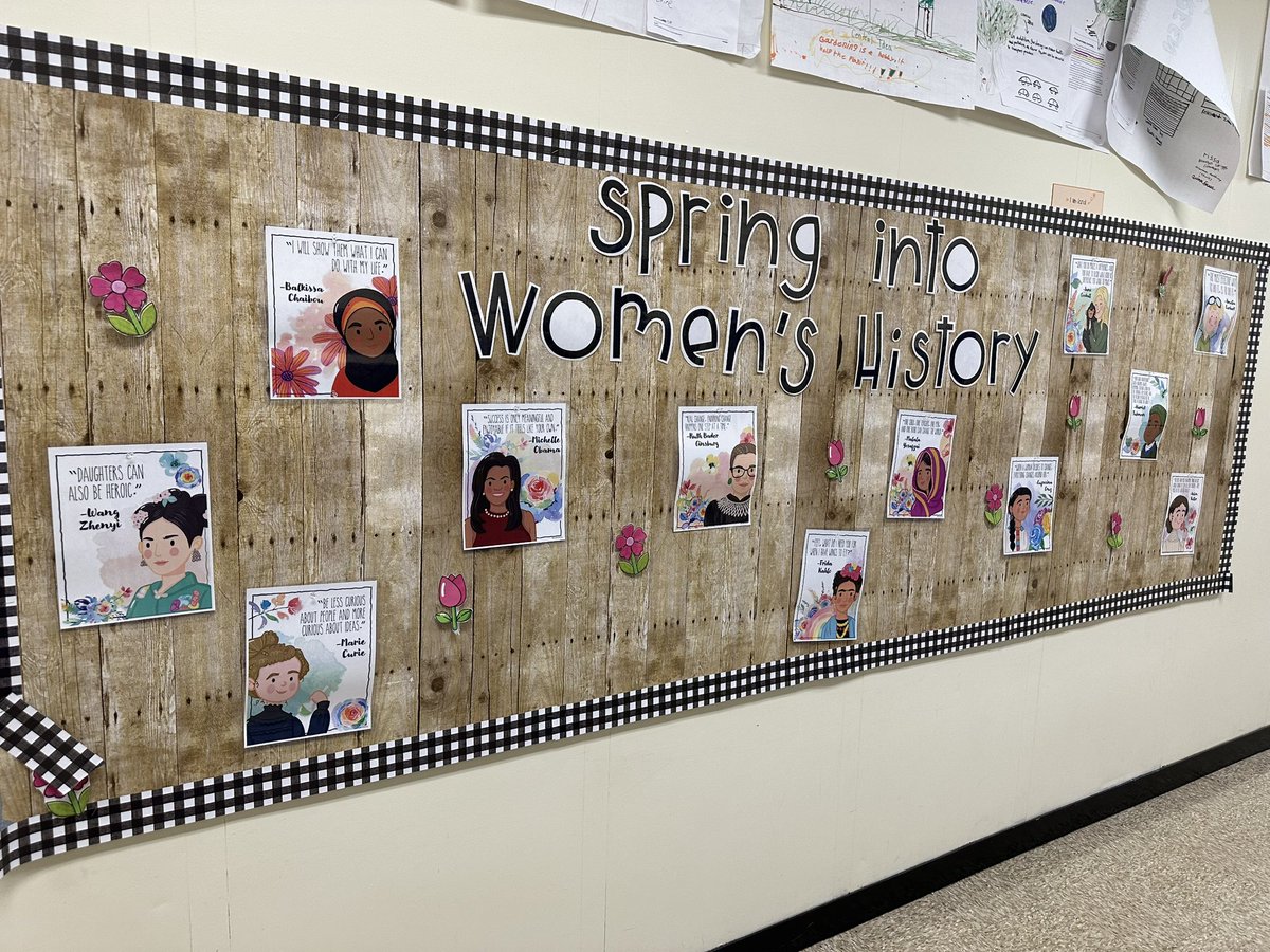 5th graders have been showing appreciation for influential women for Women’s History Month! Shout to <a href="/chrystielynn/">Chrys</a> for the amazing posters to display in hallway  💕<a href="/ChatsworthSch/">The Chatsworth School</a>