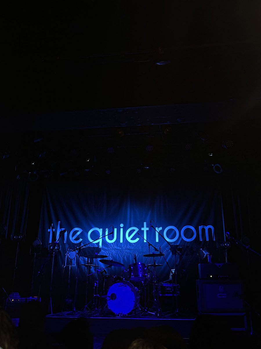 home_ay's tweet photo. the quiet roomに出会えてよかったです https://t.co/sybyOXX73Z