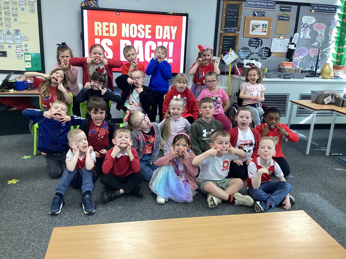 AnParkInfants's tweet image. Class 3 having lots of fun while taking part in…#RedNoseDay2025 
#apiclass3
@WhiteWoodsPAT1