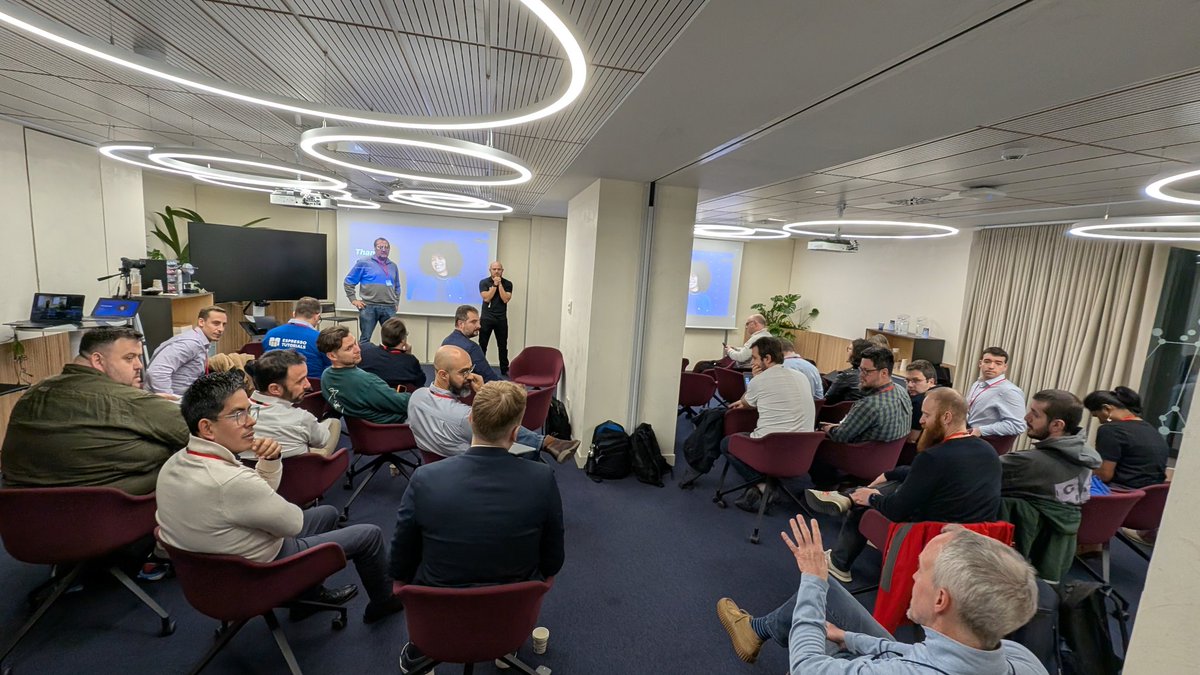 l_salva's tweet photo. 2xAntonio  @ajmrdg  and @aancos  
#SITMAD organization in #Madrid 
Amazing #SAP event and expert sessions https://t.co/nv3KiSom3p